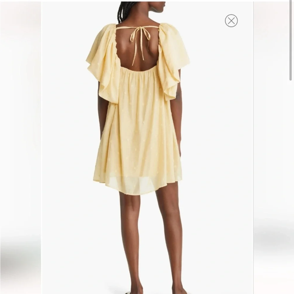 Moon River Flutter Sleeve Mini Dress Size M Like New
